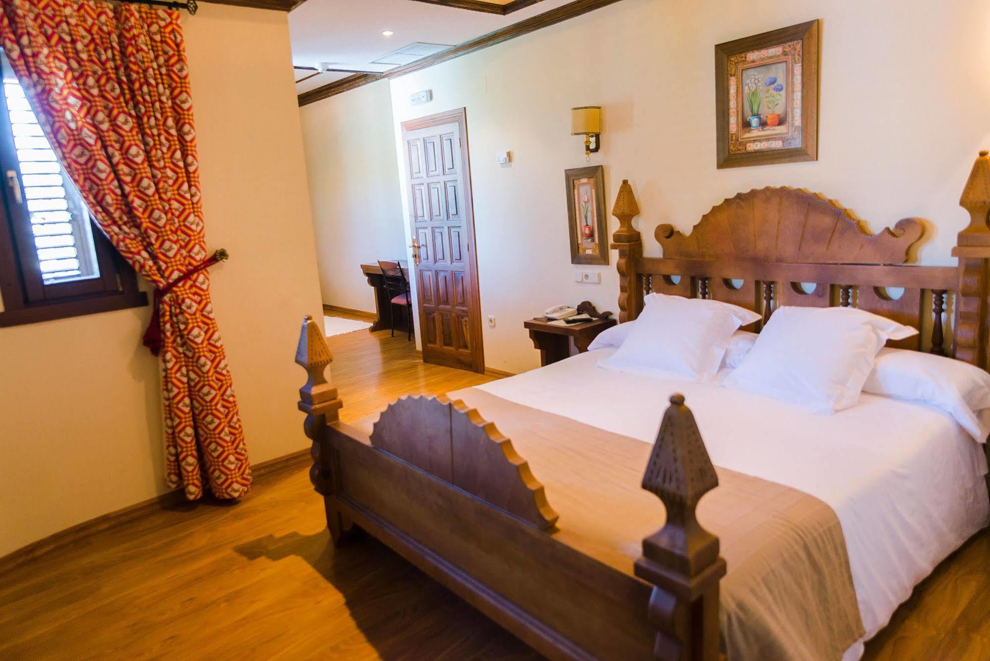 Complejo Hostelero Paladium Villamartín 외부 사진